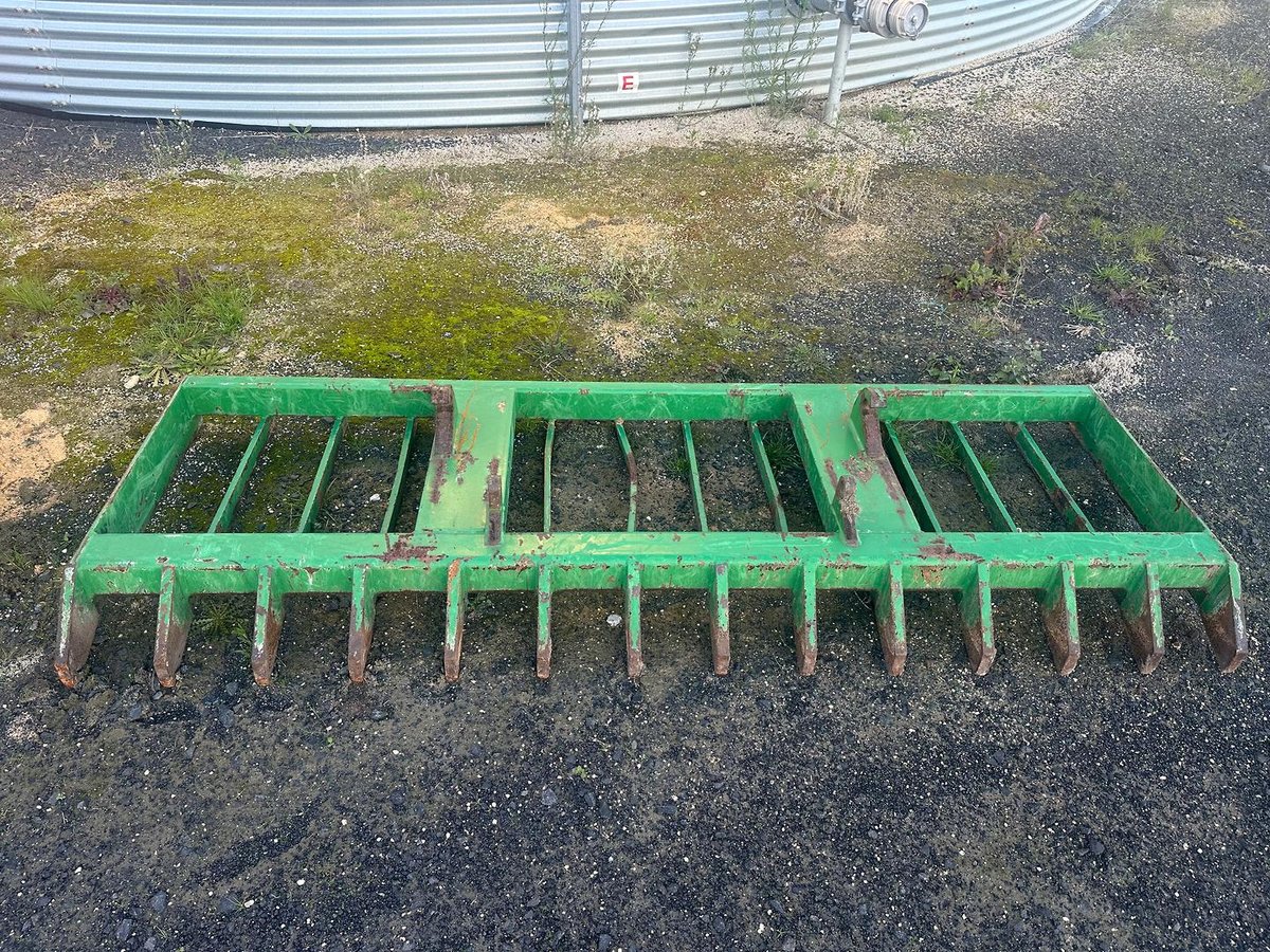 2015 John Deere 6150M image 20