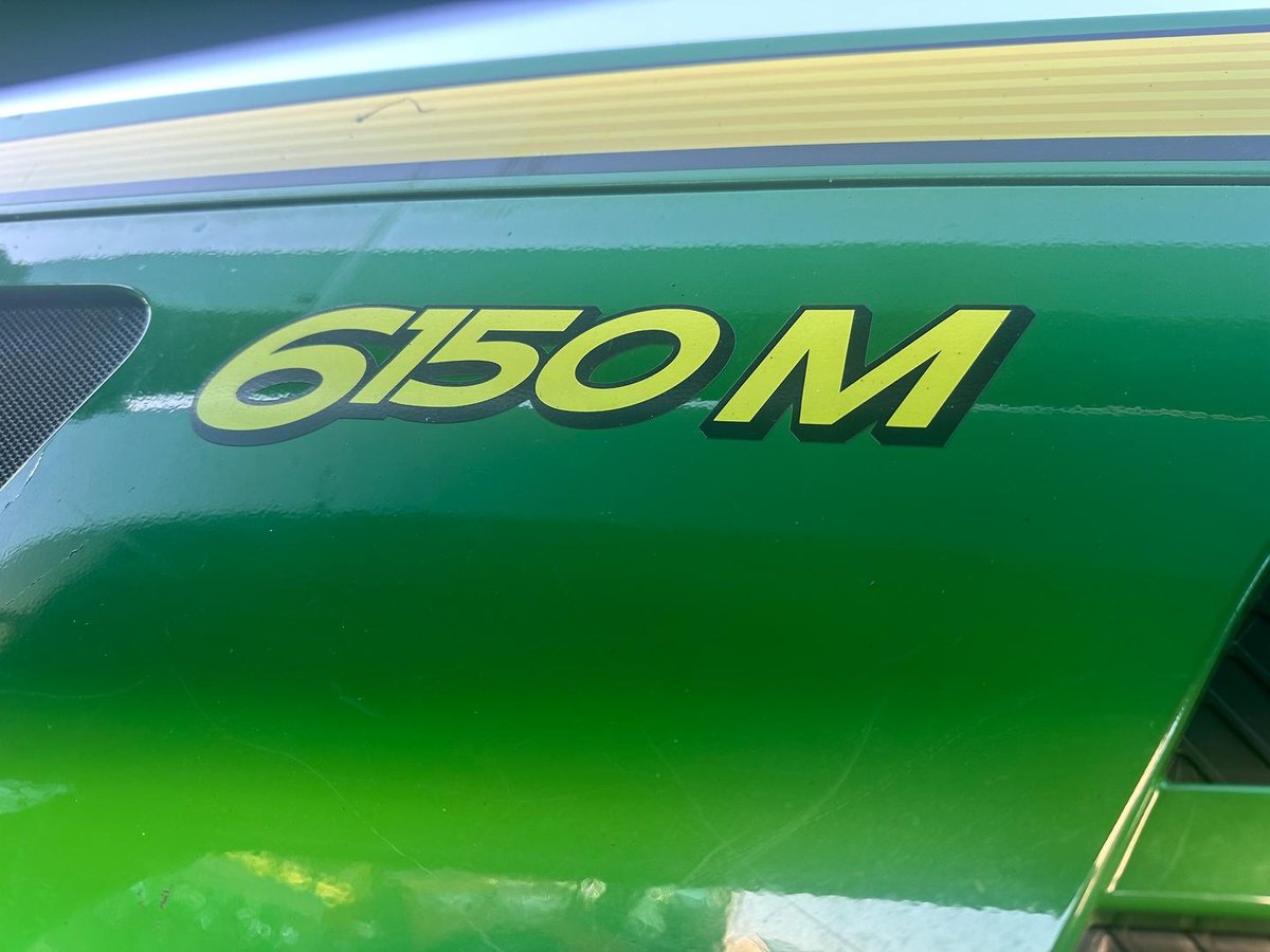 2015 John Deere 6150M image 9