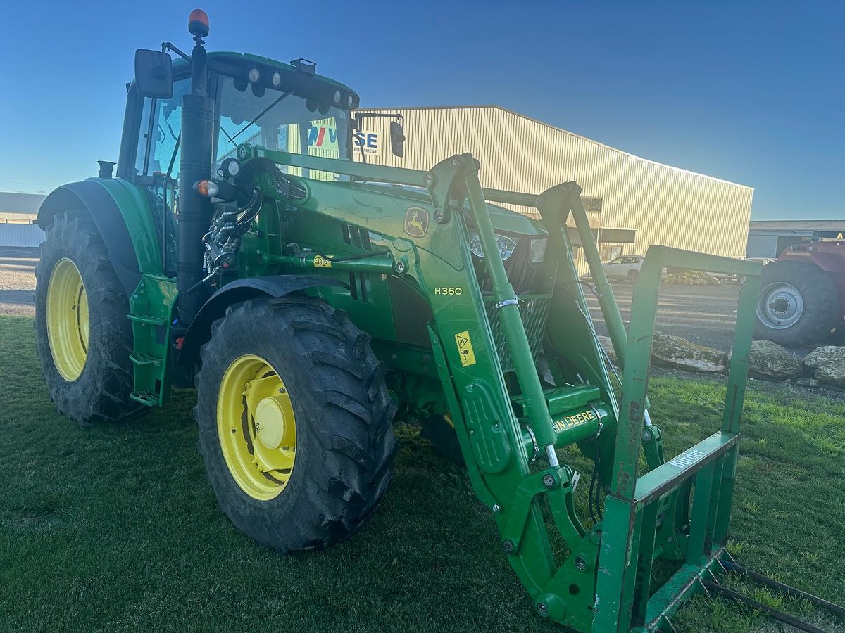 2015 John Deere 6150M image 8