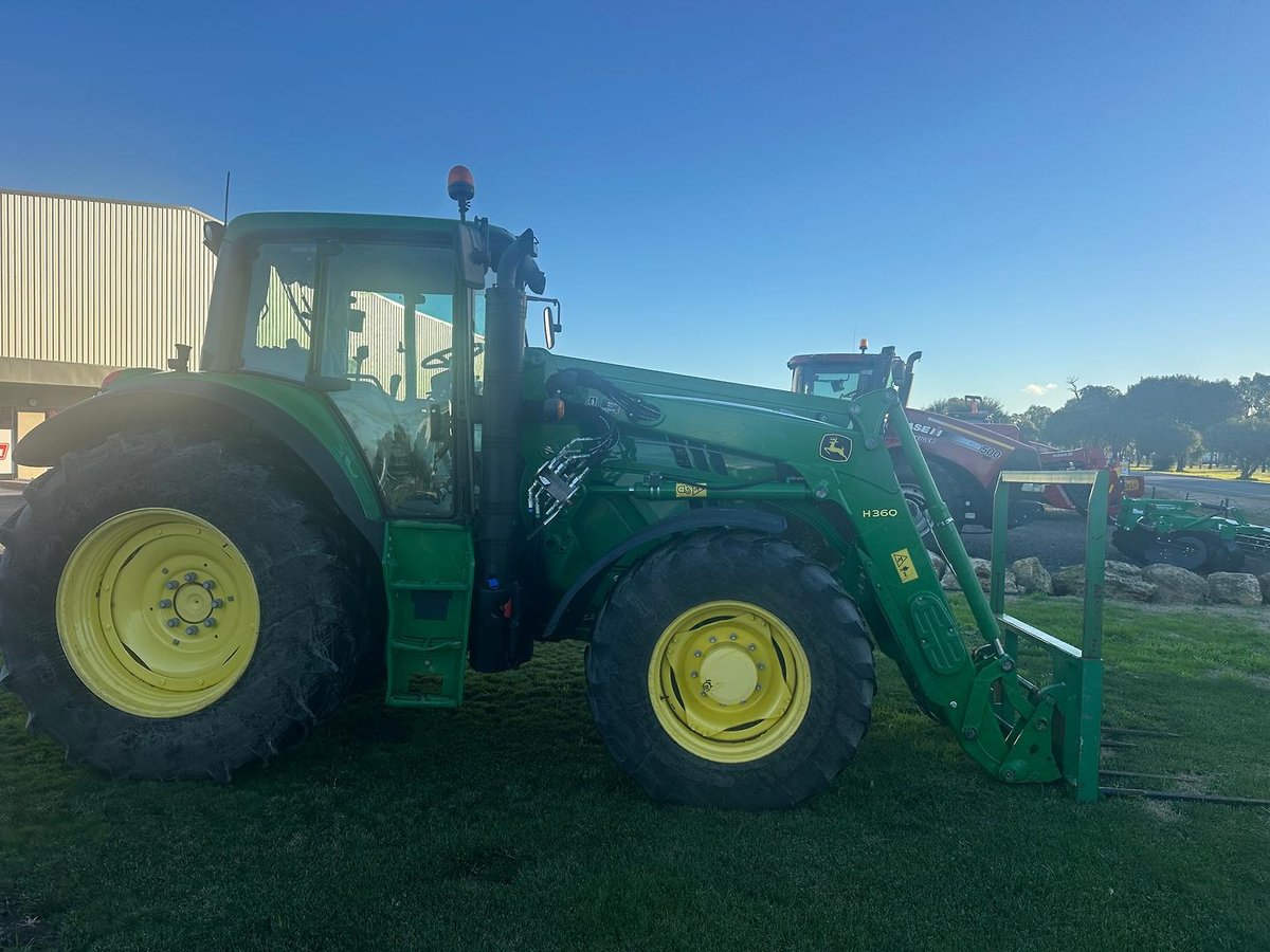 2015 John Deere 6150M image 7