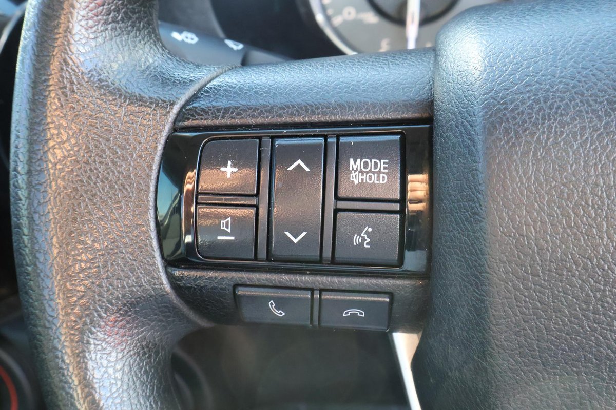 2022 Toyota Hilux Workmate TGN121R 4x2 image 9