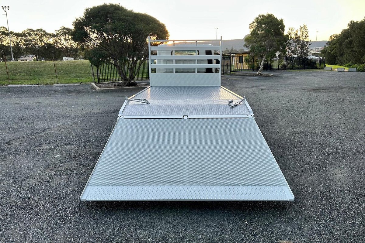 2019 Fuso Canter 515 image 11