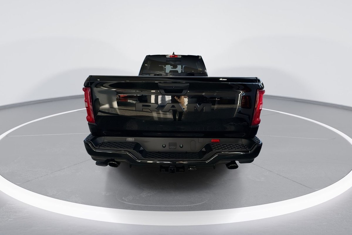 2026 RAM 1500 Express Black Edition Hurricane SO DT MY26 4X4 Dual Range image 7