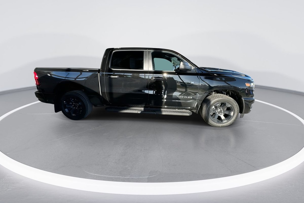2026 RAM 1500 Express Black Edition Hurricane SO DT MY26 4X4 Dual Range image 9