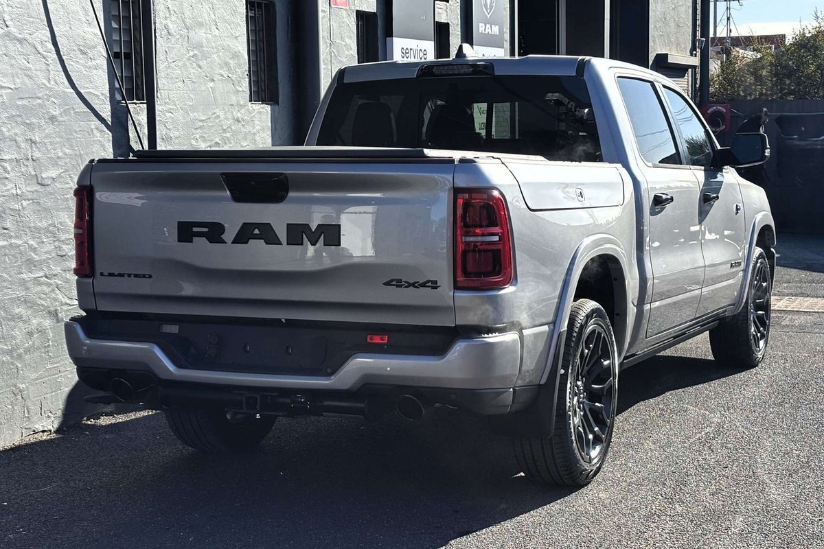 2026 RAM 1500 Limited Hurricane HO RamBox DT MY26 4X4 Dual Range image 8