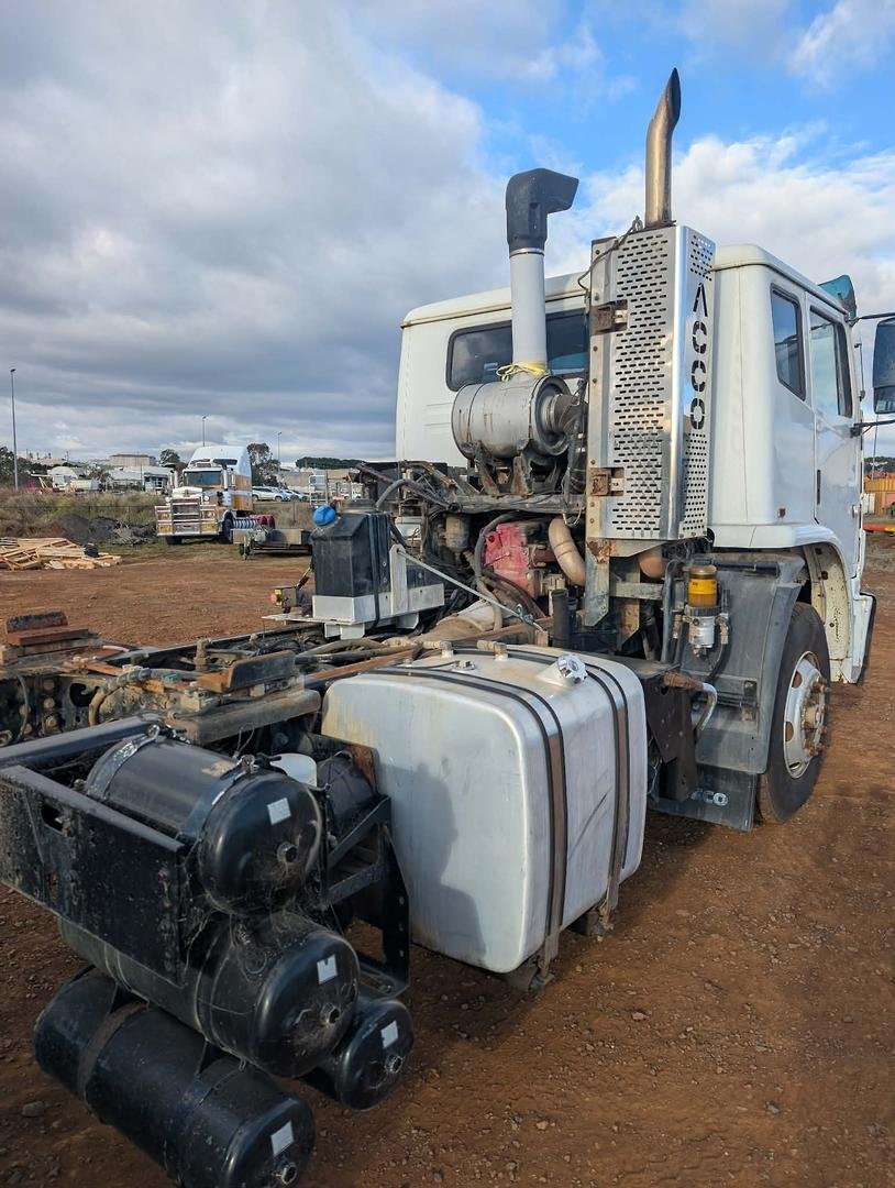 2012 Iveco Acco F2350G 280 image 10