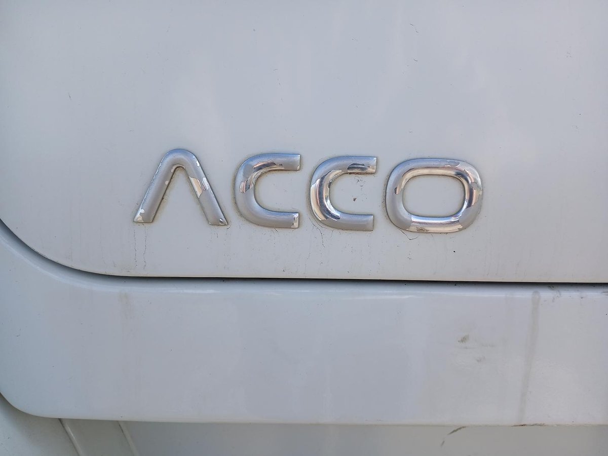 2012 Iveco Acco F2350G 280 image 23