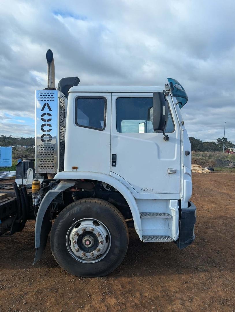 2012 Iveco Acco F2350G 280 image 13