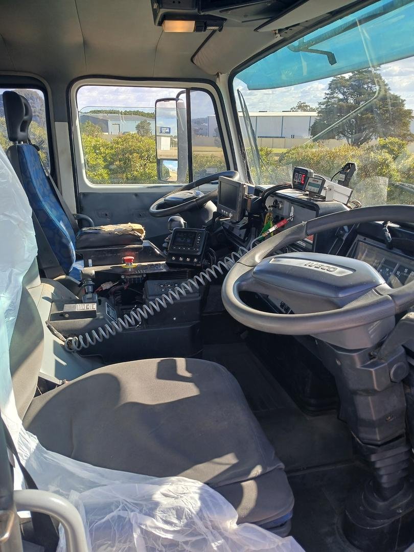 2012 Iveco Acco F2350G 280 image 15