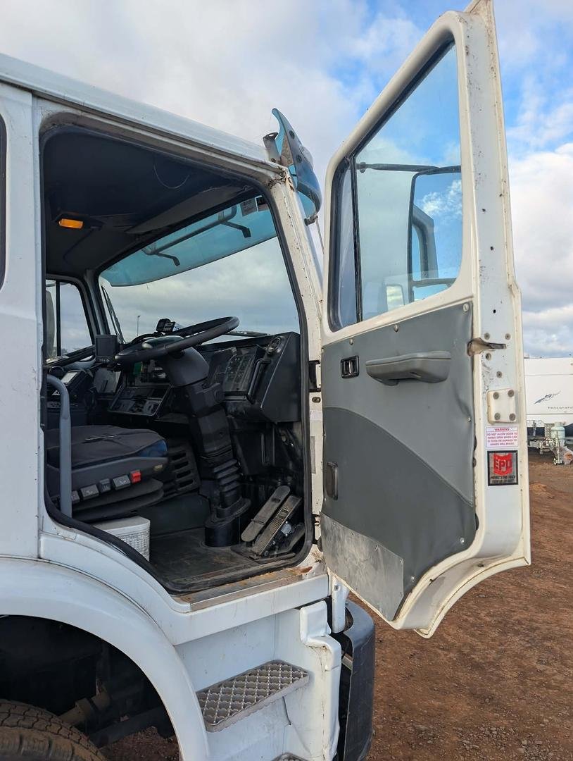 2012 Iveco Acco F2350G 280 image 14