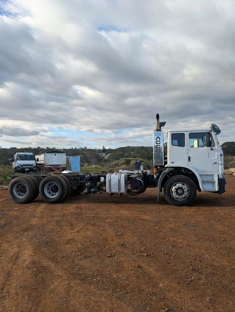 2012 Iveco Acco F2350G 280 image 7