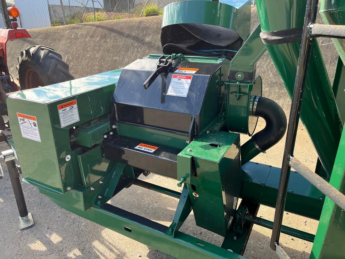 Art's Way 6105 Grinder Mixer image 10