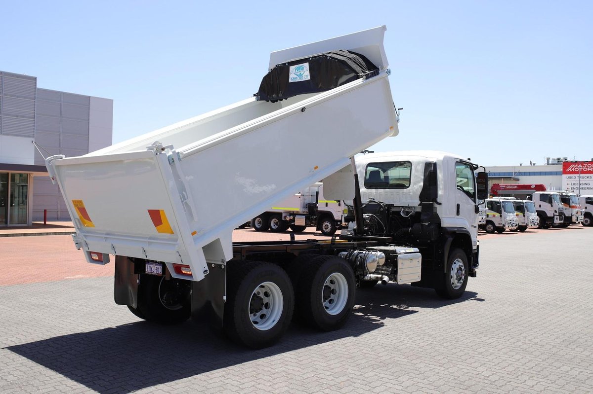 2026 Isuzu Fvz 260-300 image 12