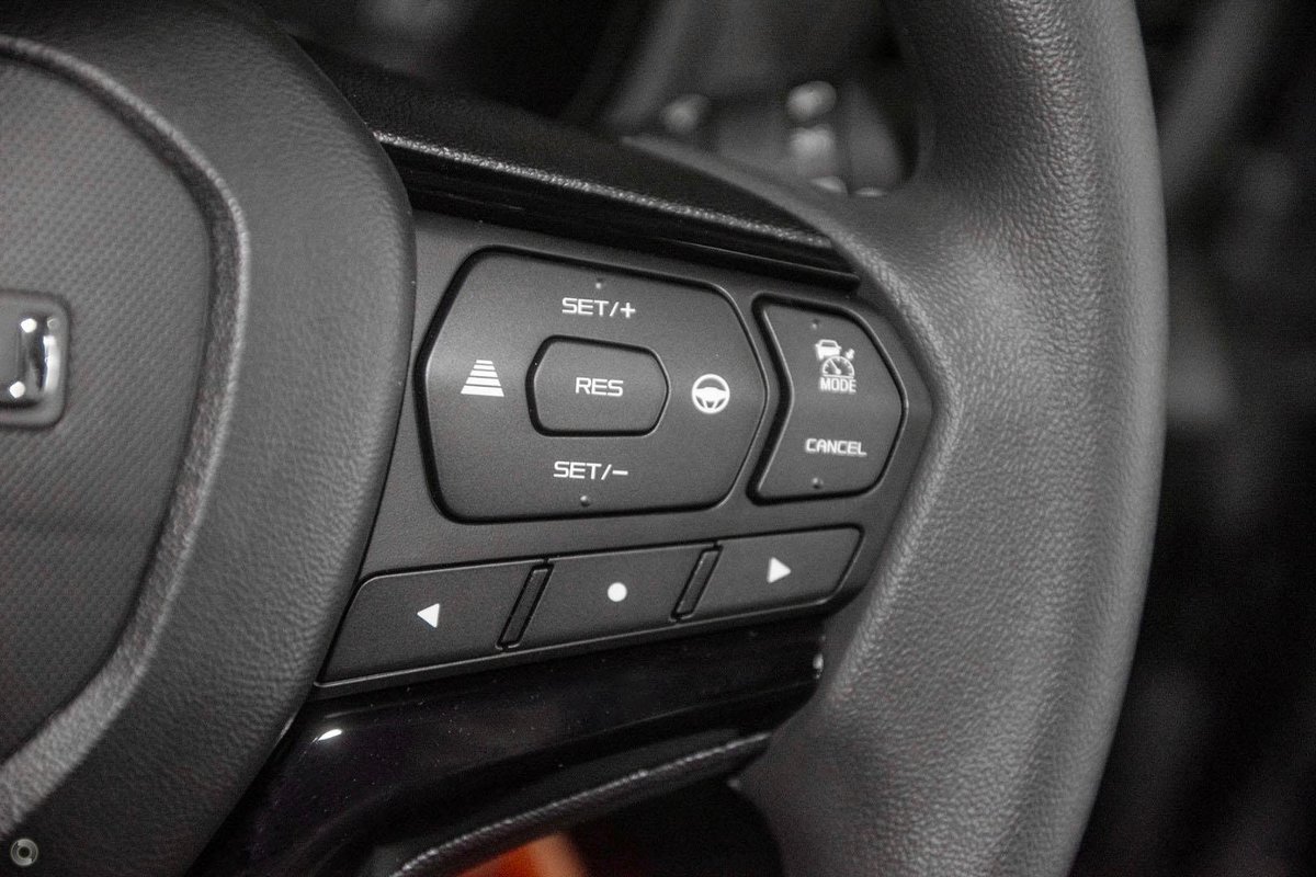 2025 Isuzu D-MAX X-RIDER MY25.5 4X4 Dual Range image 13