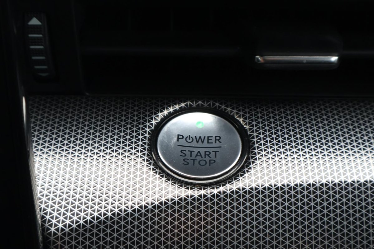 2023 Ford Mustang Mach-E GT MY23.75 AWD image 17