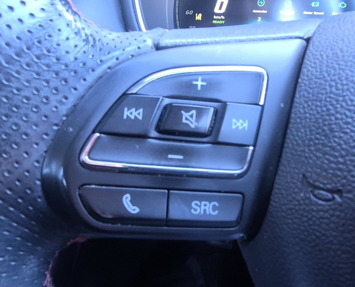 2021 MG HS PHEV Essence SAS23 MY21 image 10