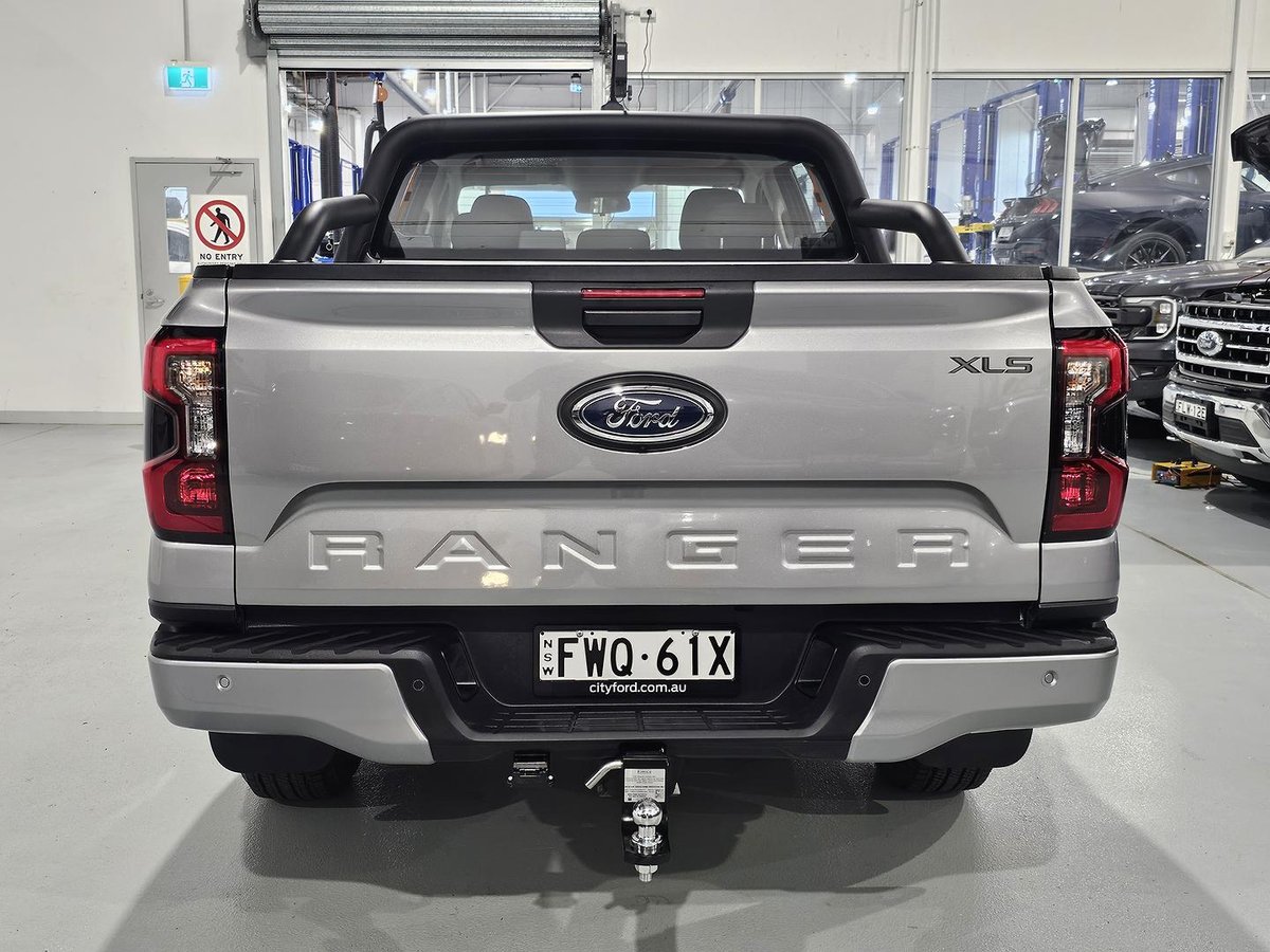 2025 Ford Ranger XLS MY25.25 4X4 Dual Range image 8