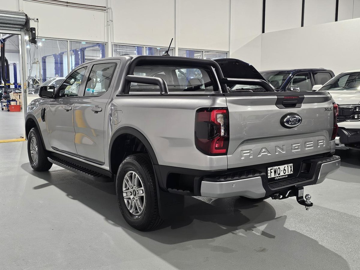 2025 Ford Ranger XLS MY25.25 4X4 Dual Range image 9