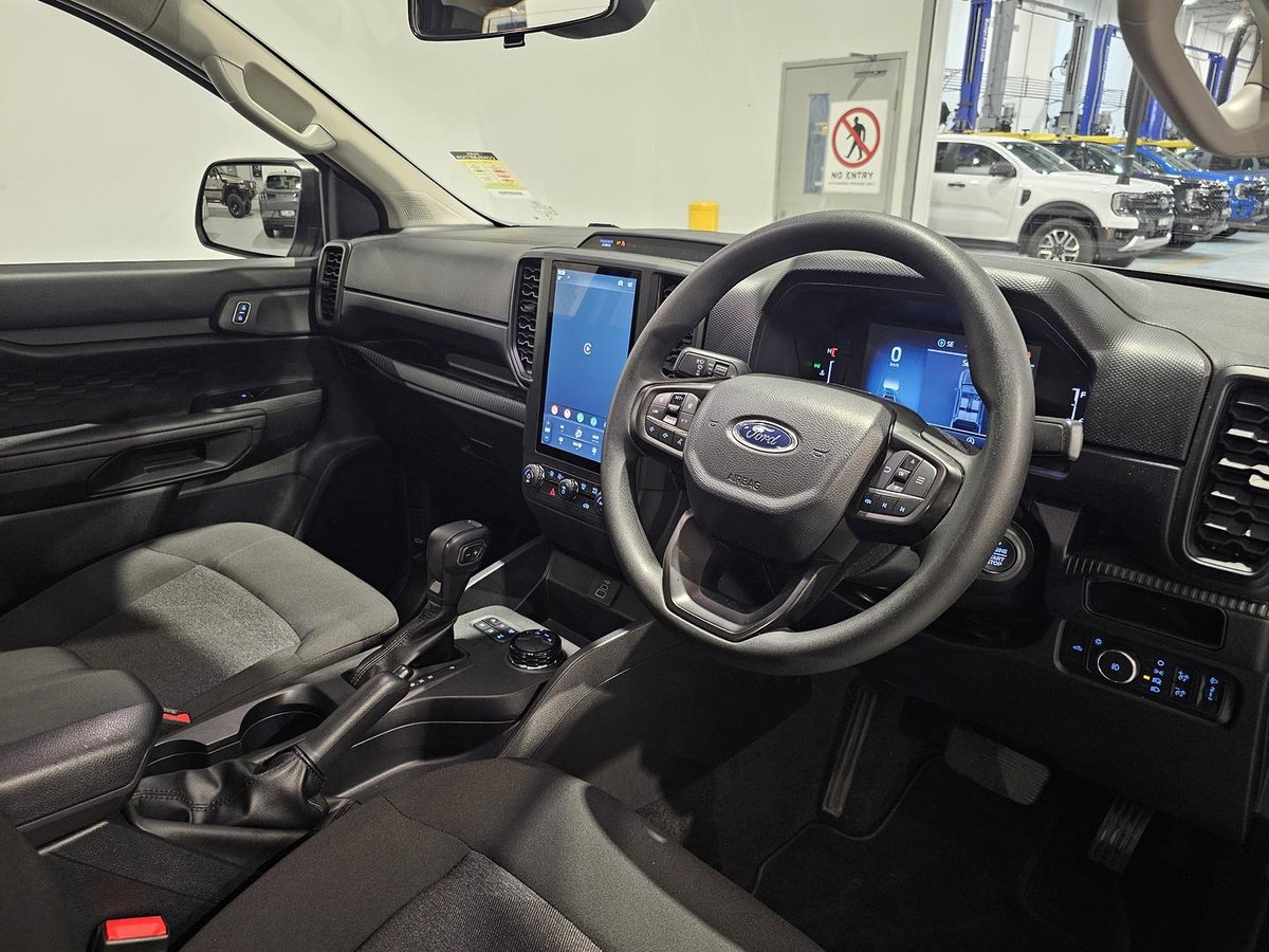 2025 Ford Ranger XLS MY25.25 4X4 Dual Range image 11