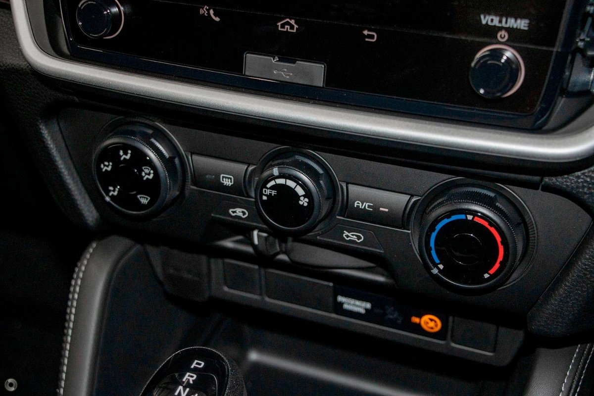 2026 Isuzu MU-X LS-M MY25.5 4x2 image 11