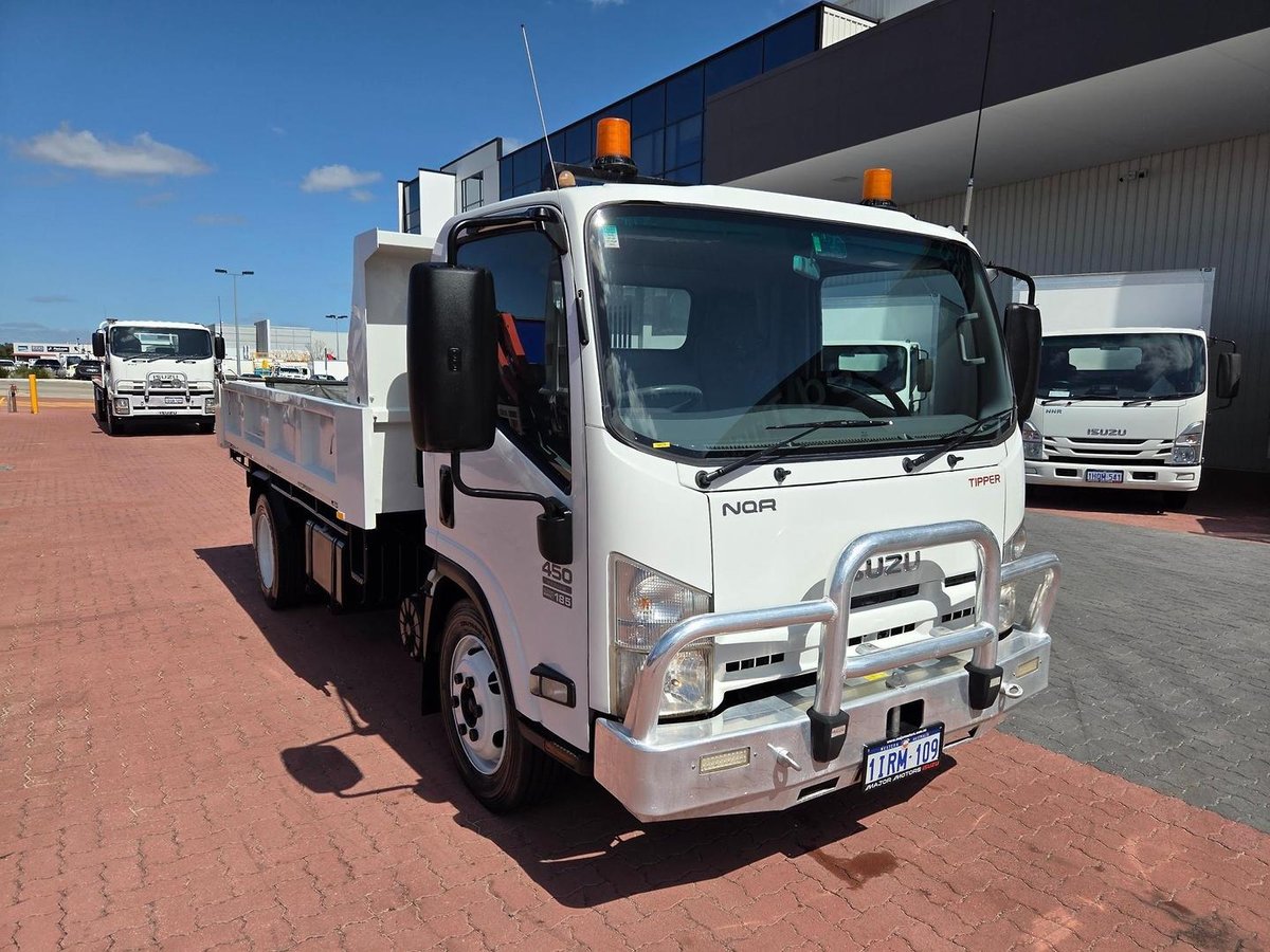 2013 Isuzu Nqr450 4.5 Ton Amt Tipper image 12