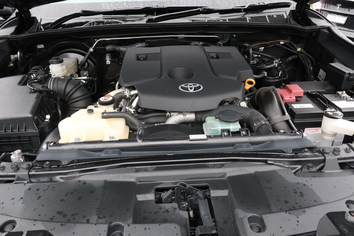2021 Toyota Hilux Rogue GUN126R 4X4 Dual Range image 28