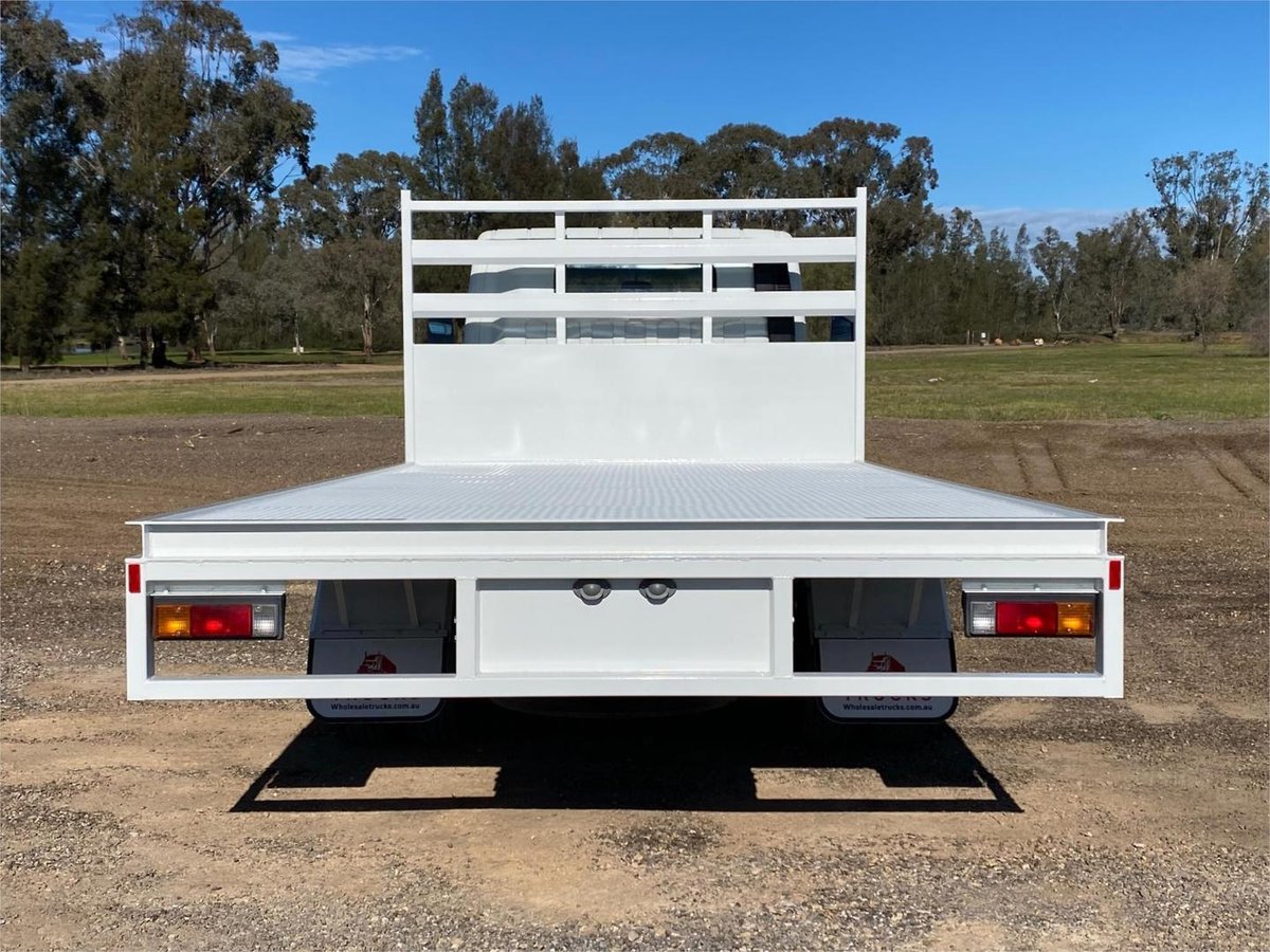 2019 Fuso Canter 815 image 5