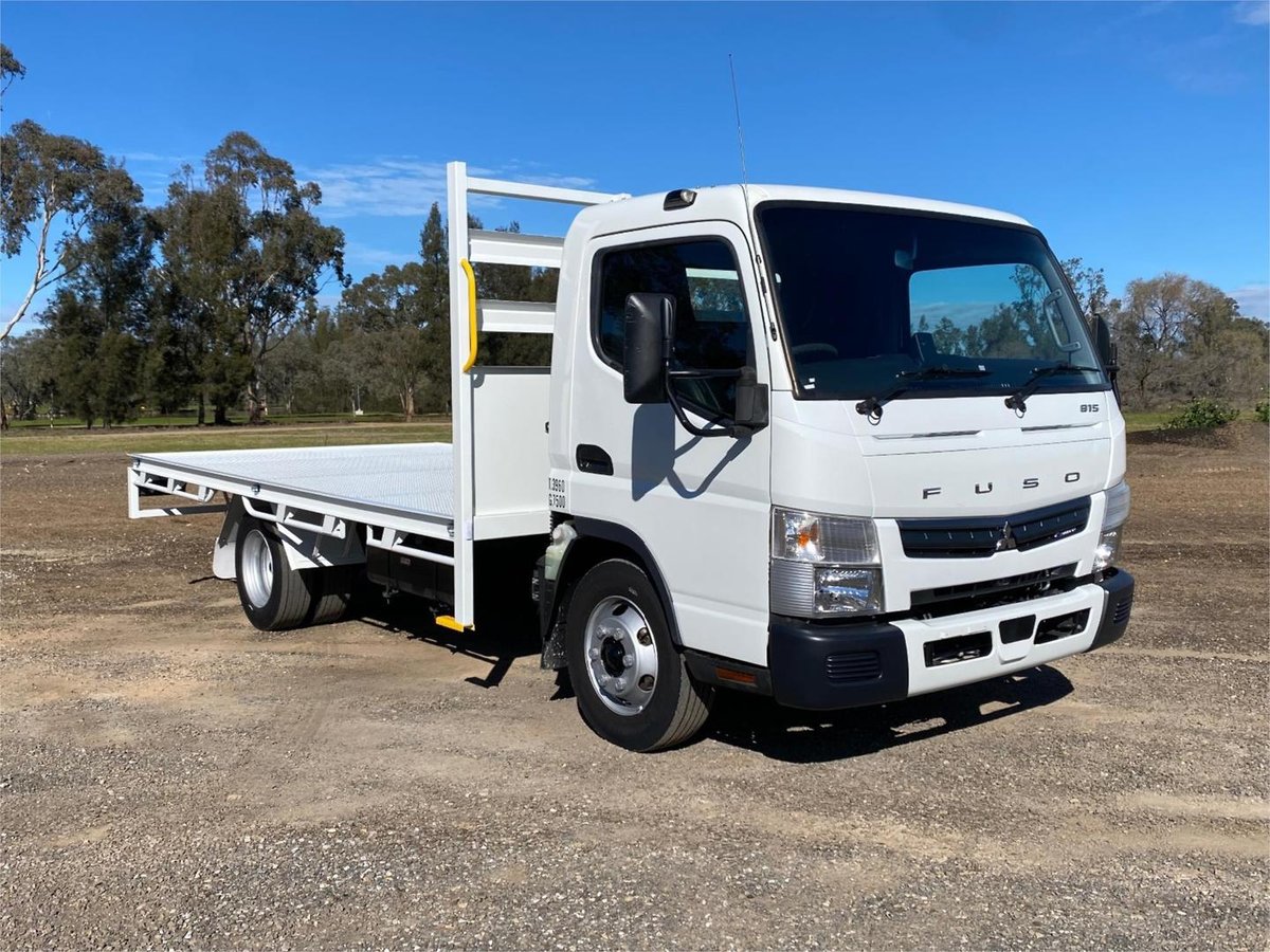 2019 Fuso Canter 815 image 9