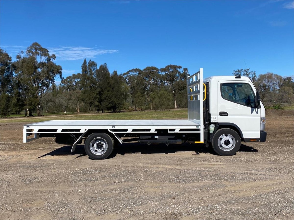 2019 Fuso Canter 815 image 7