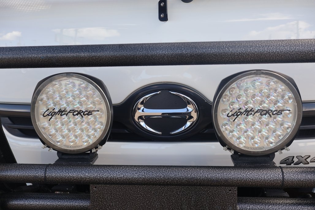 2019 HINO 300 817 image 11