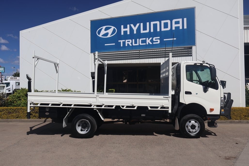 2019 HINO 300 817 image 23
