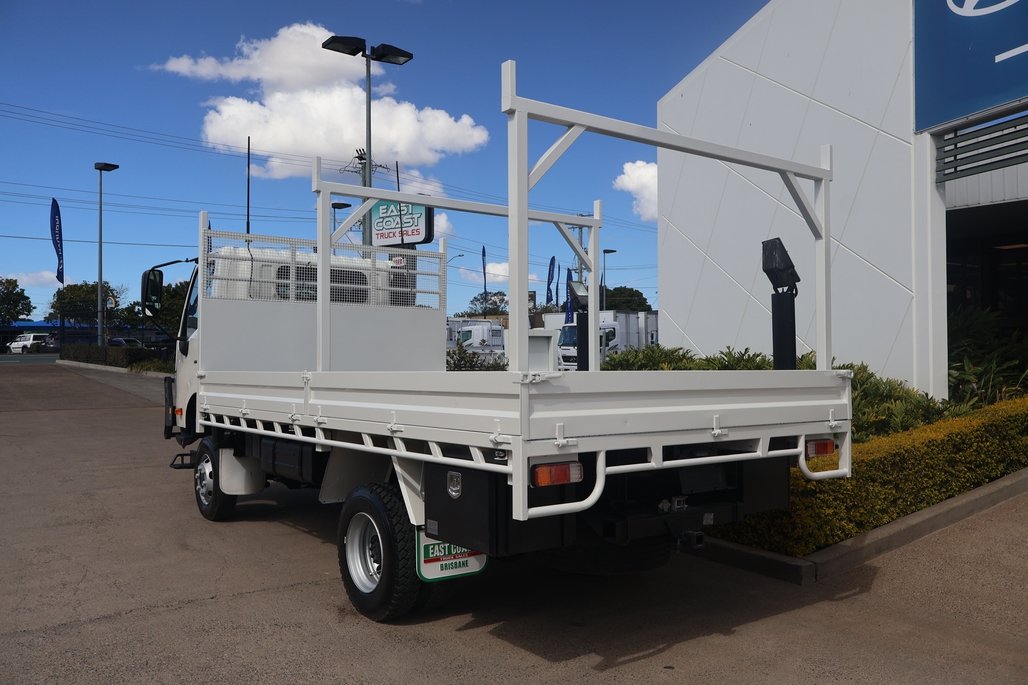 2019 HINO 300 817 image 6