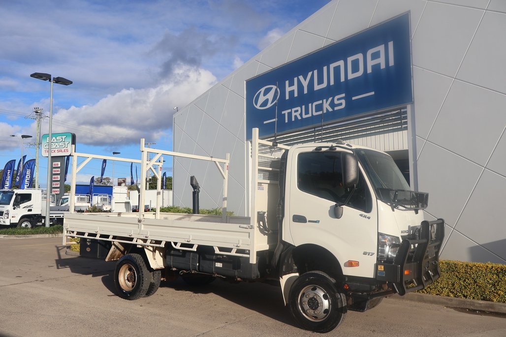 2019 Hino 300 817 image 6
