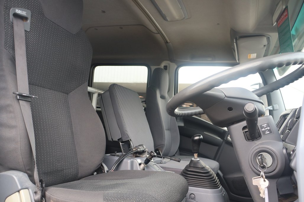 2015 Isuzu Ftr 900 image 10