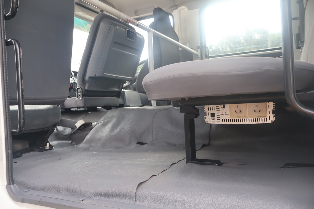 2015 Isuzu Ftr 900 image 16