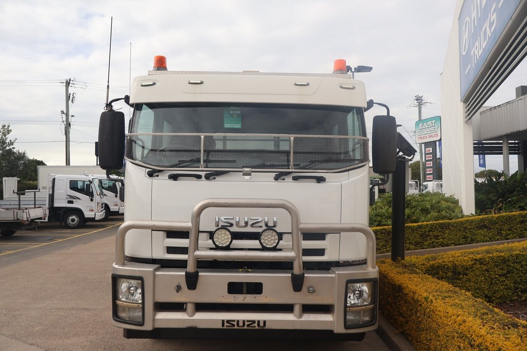 2015 Isuzu Ftr 900 image 4