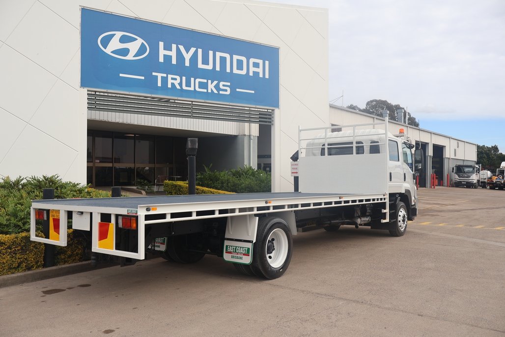 2015 Isuzu Ftr 900 image 7