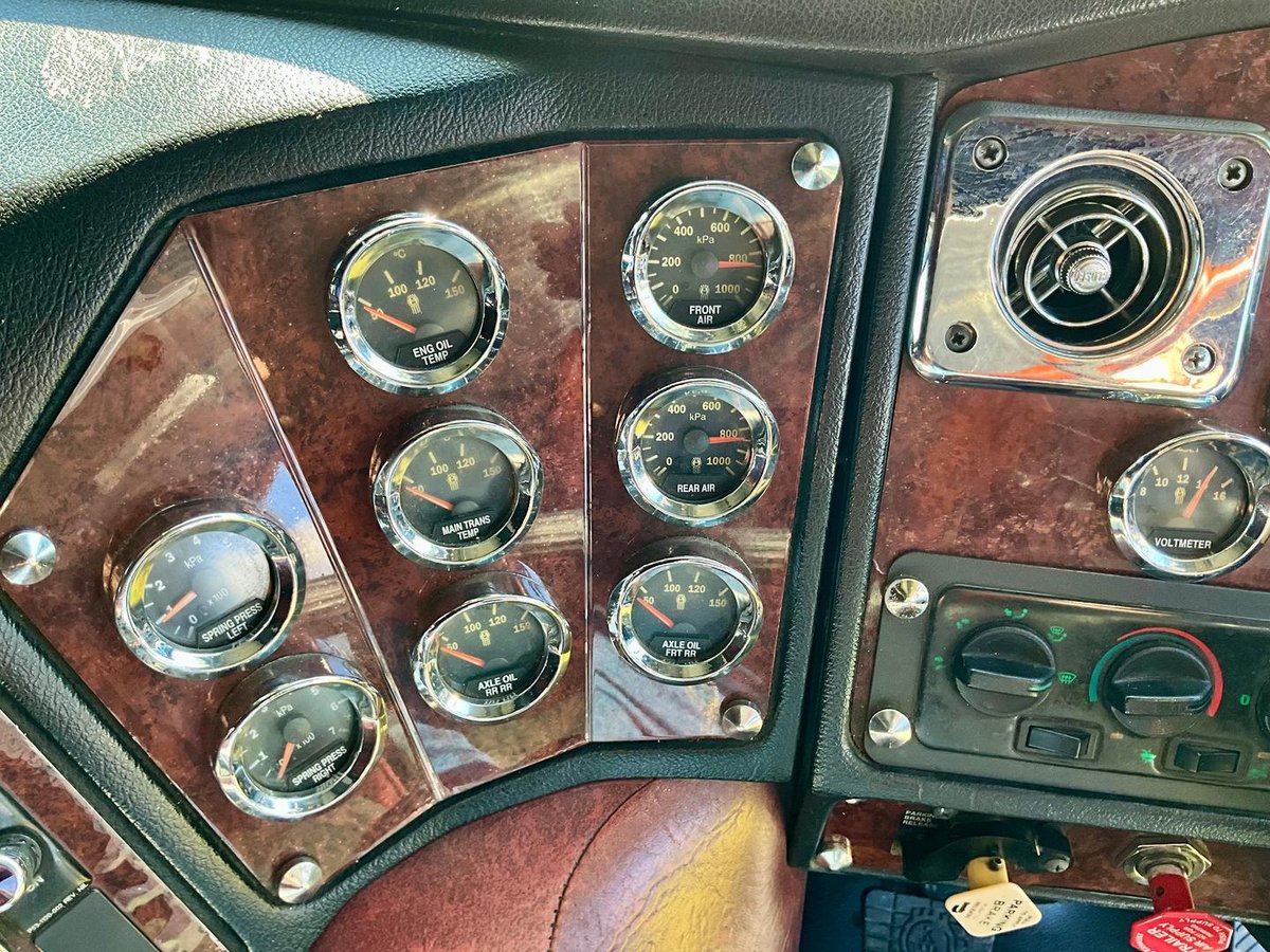 2010 Kenworth K100 Series K108 image 8