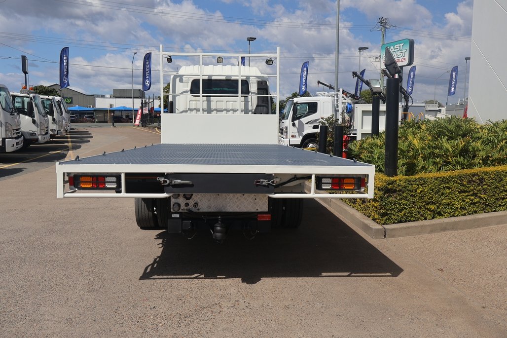 2018 ISUZU FRR 110/260 image 10