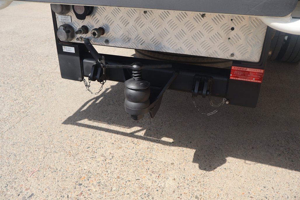 2018 ISUZU FRR 110/260 image 16