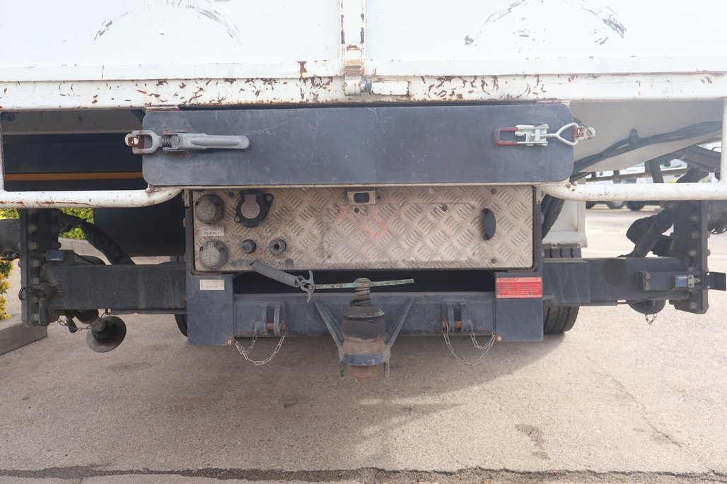 2018 Isuzu Frr 110/260 image 17