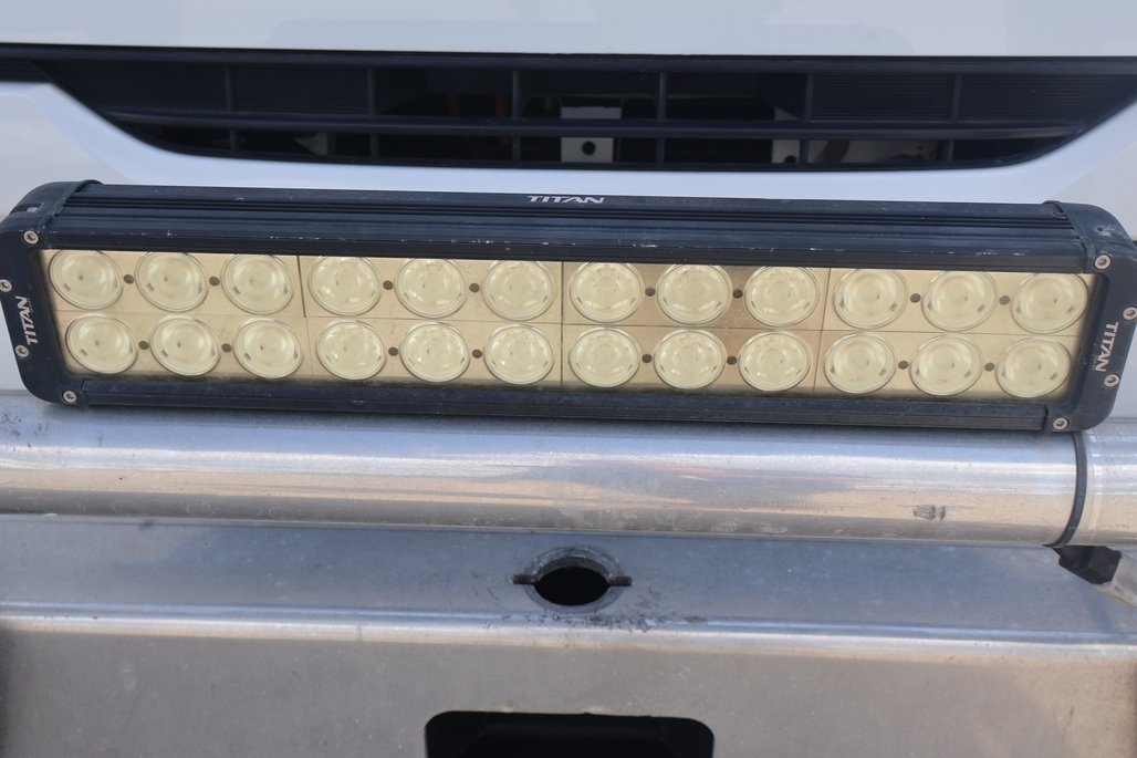 2018 ISUZU FRR 110/260 image 23
