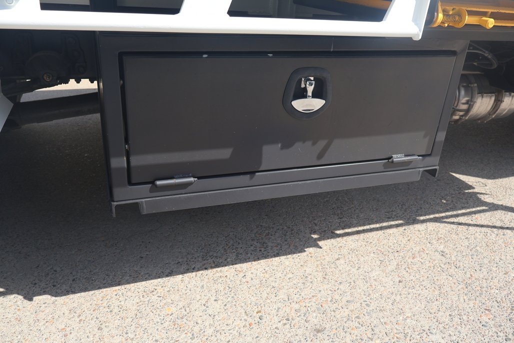 2018 ISUZU FRR 110/260 image 27