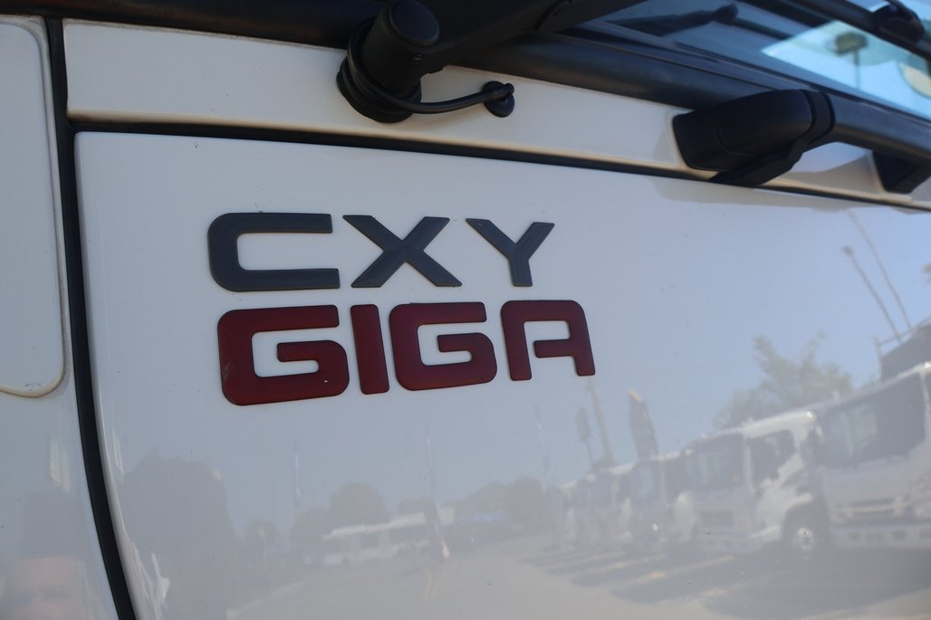 2017 ISUZU GIGA CXY image 14