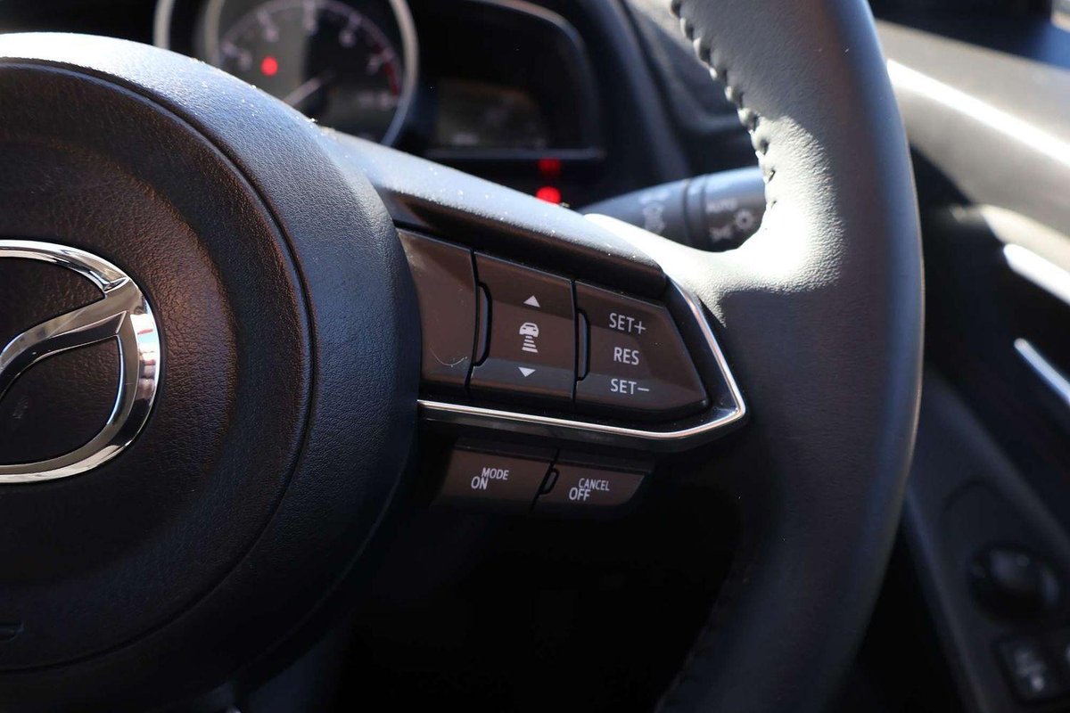 2024 Mazda 2 G15 GT DJ Series image 19