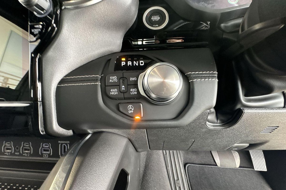 2025 RAM 1500 Laramie Sport Hurricane SO RamBox DT MY25 4X4 Dual Range image 19