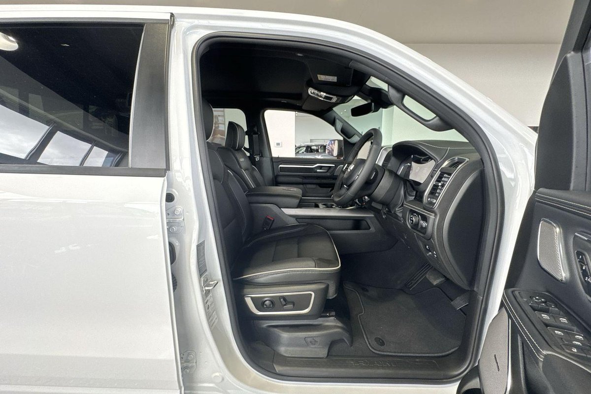 2025 RAM 1500 Laramie Sport Hurricane SO RamBox DT MY25 4X4 Dual Range image 26