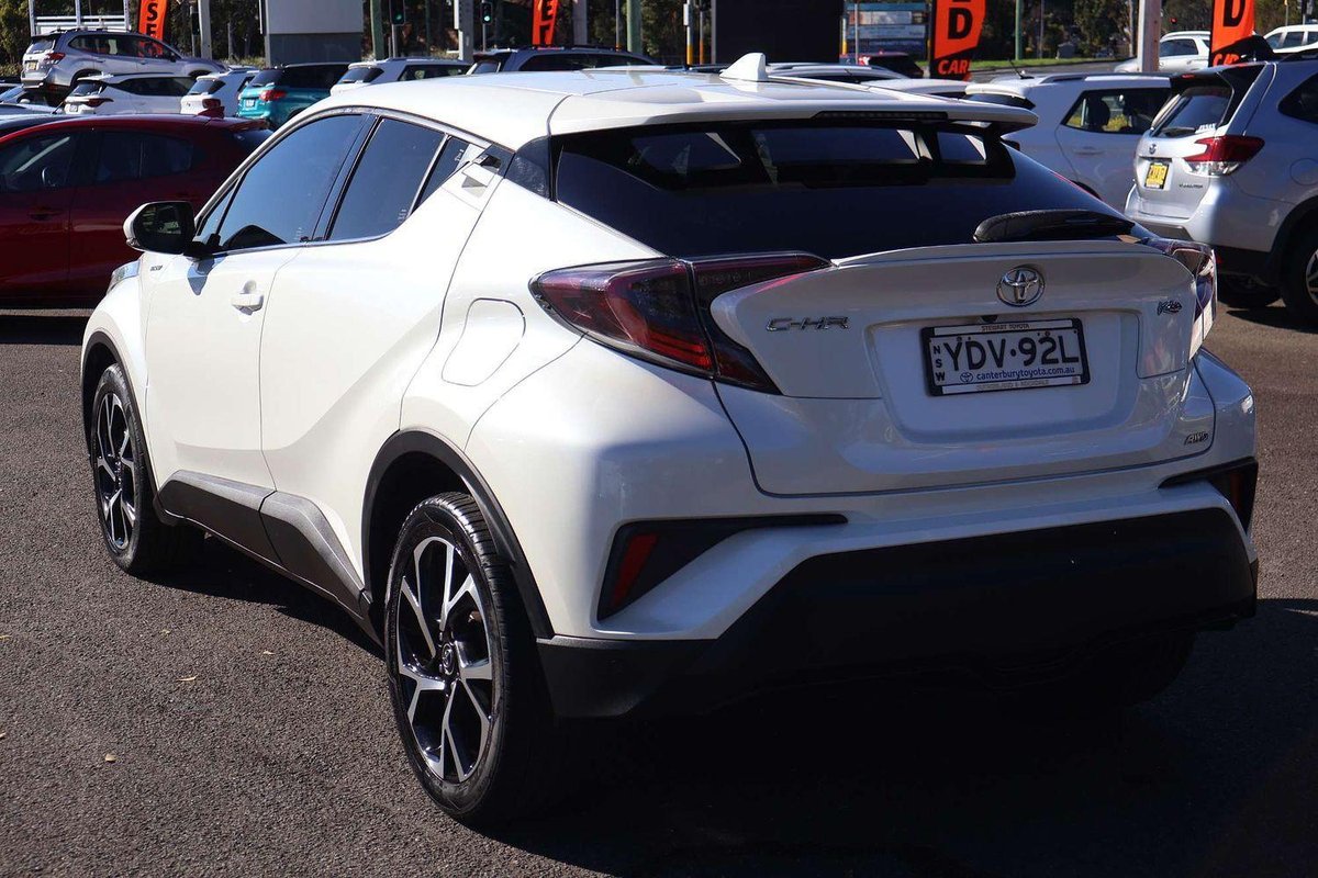 2017 Toyota C-HR Koba NGX50R AWD image 7
