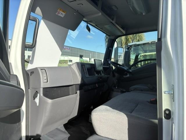 2026 Isuzu N Series Nnr 45-150 Dt D34 Vanpack image 8