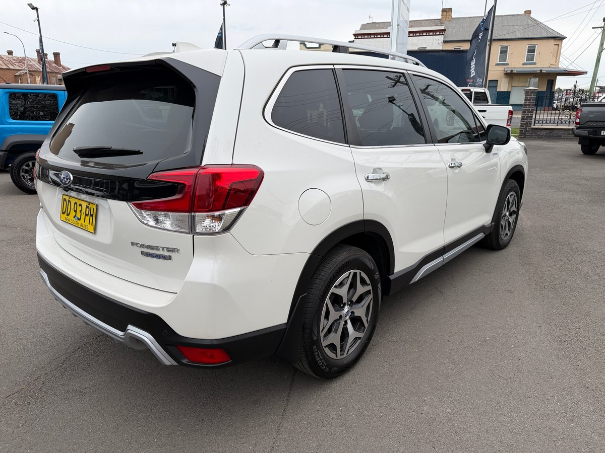 2022 SUBARU FORESTER HYBRID L (AWD) MY22 image 7